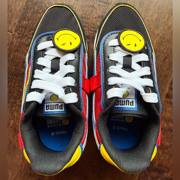 Puma limited 50 edition Smiley world child shoes size 12C Unisex - Picture 7 of 13